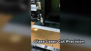 Découpe laser du verreCarré arrondi découpé au laser en verre noir de 4 mm