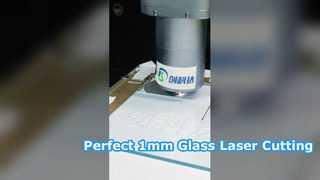 Découpe laser de verre polarisant feuilleté de 1 mm